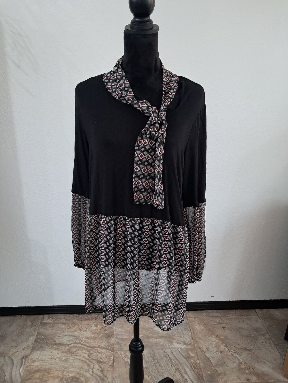 Avenue Tunic Sz 22 Geometric Mixed Media Drop Waist Tie Neck Retro Dark Academia